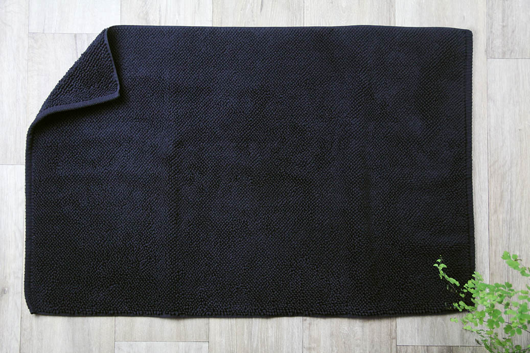 The Cloud Bath Mat [35.4