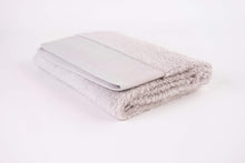 Load image into Gallery viewer, 2x The Cloud Bath Towel